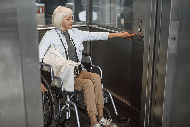 caratteristiche ascensori per disabili